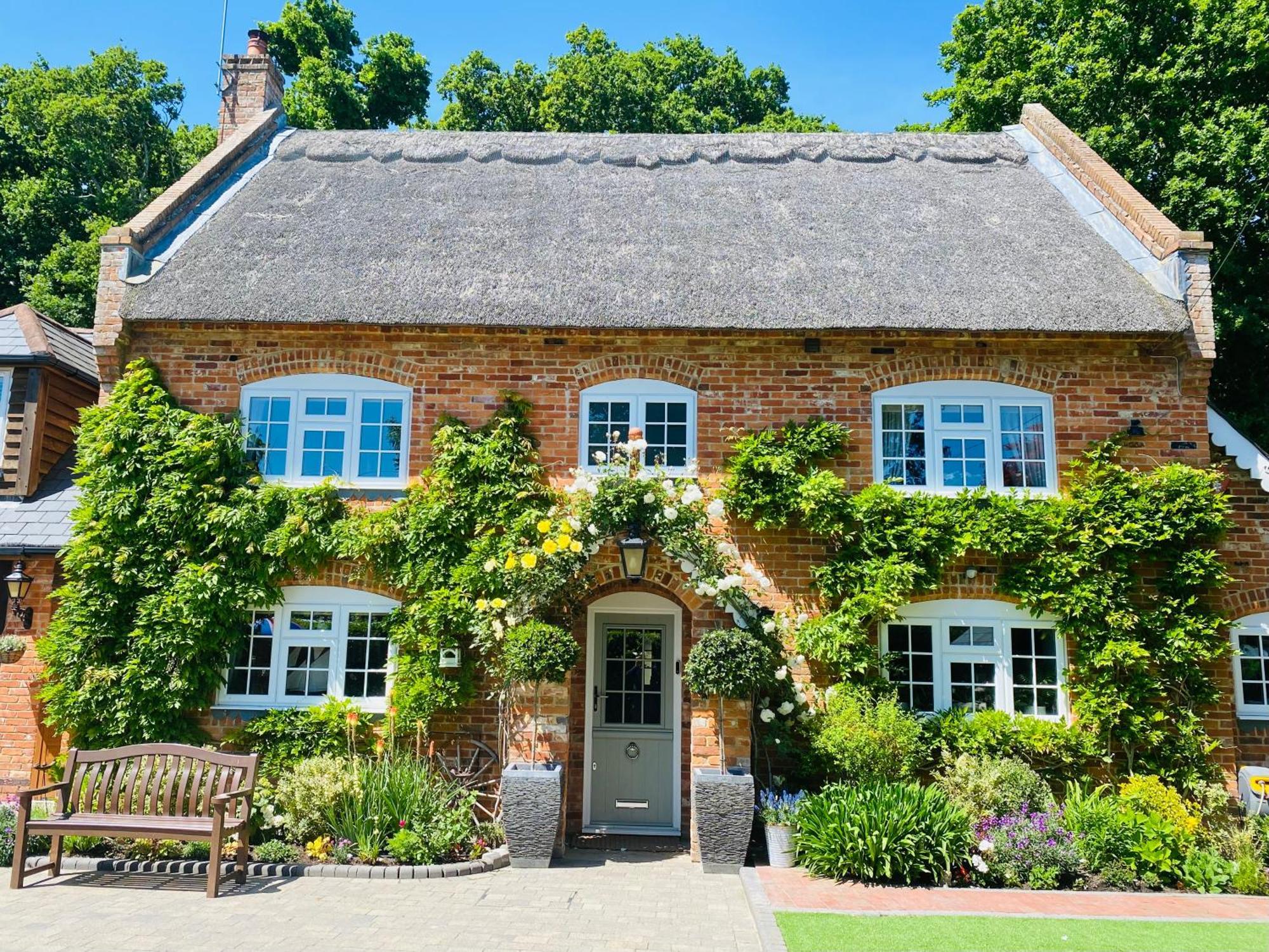 Little Woodside A Beautiful New Forest Self Contained Private Luxury Annexe New Milton Eksteriør bilde